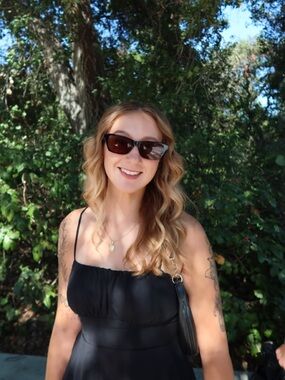 Meet your Posher, Hailey